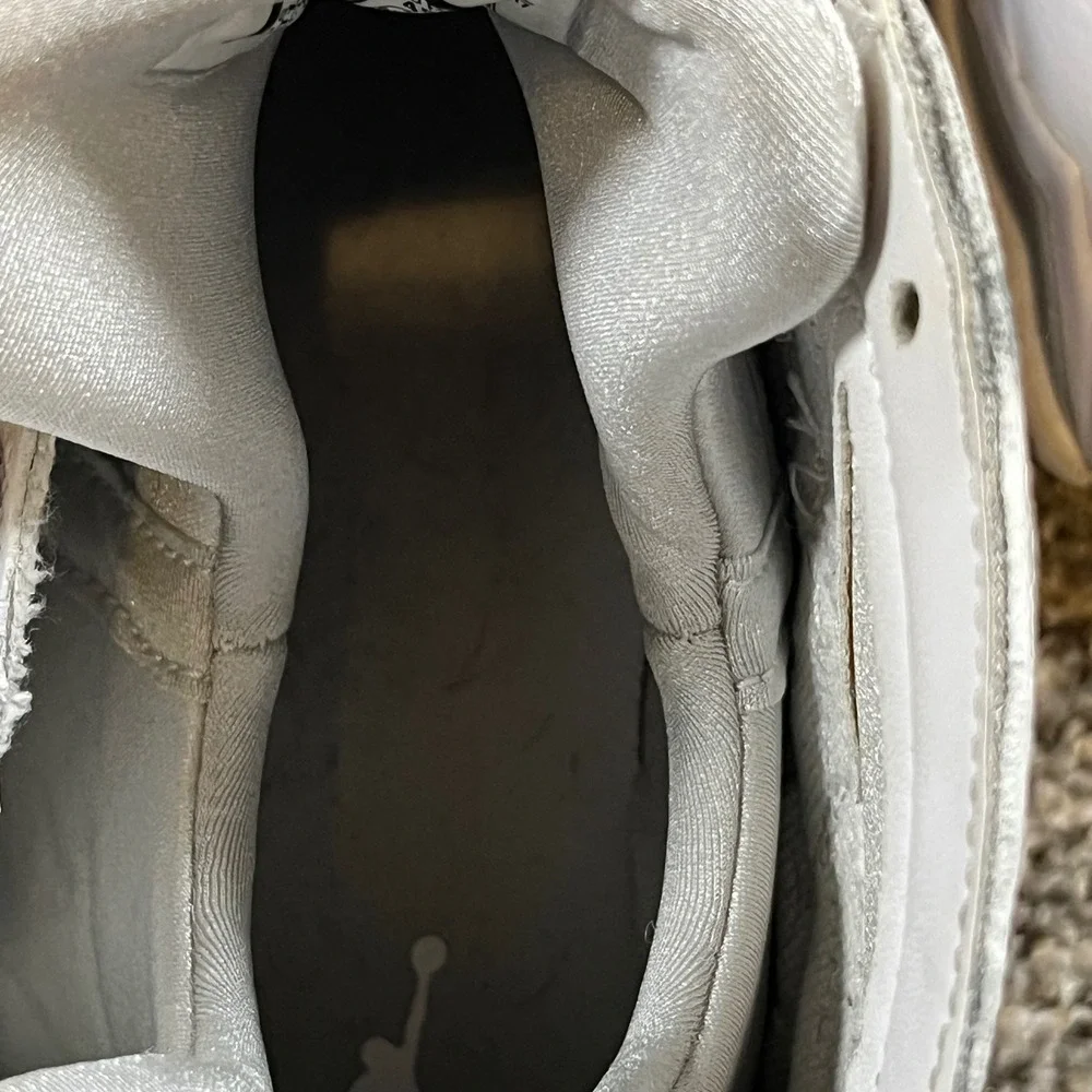Air Jordan 7 Retro Pure Money White Metallic Silver 304775-120 Mens Size 11